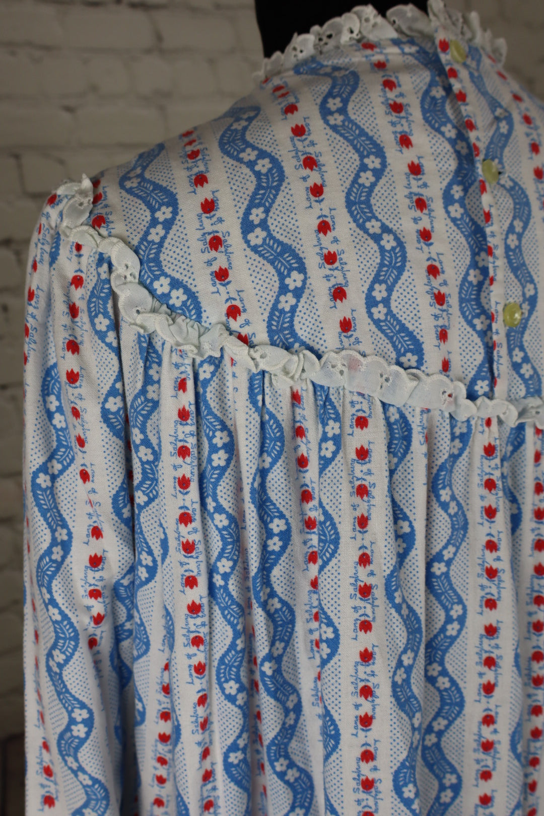 Vintage 1970s Lanz of Salzburg Cotton Nightgown