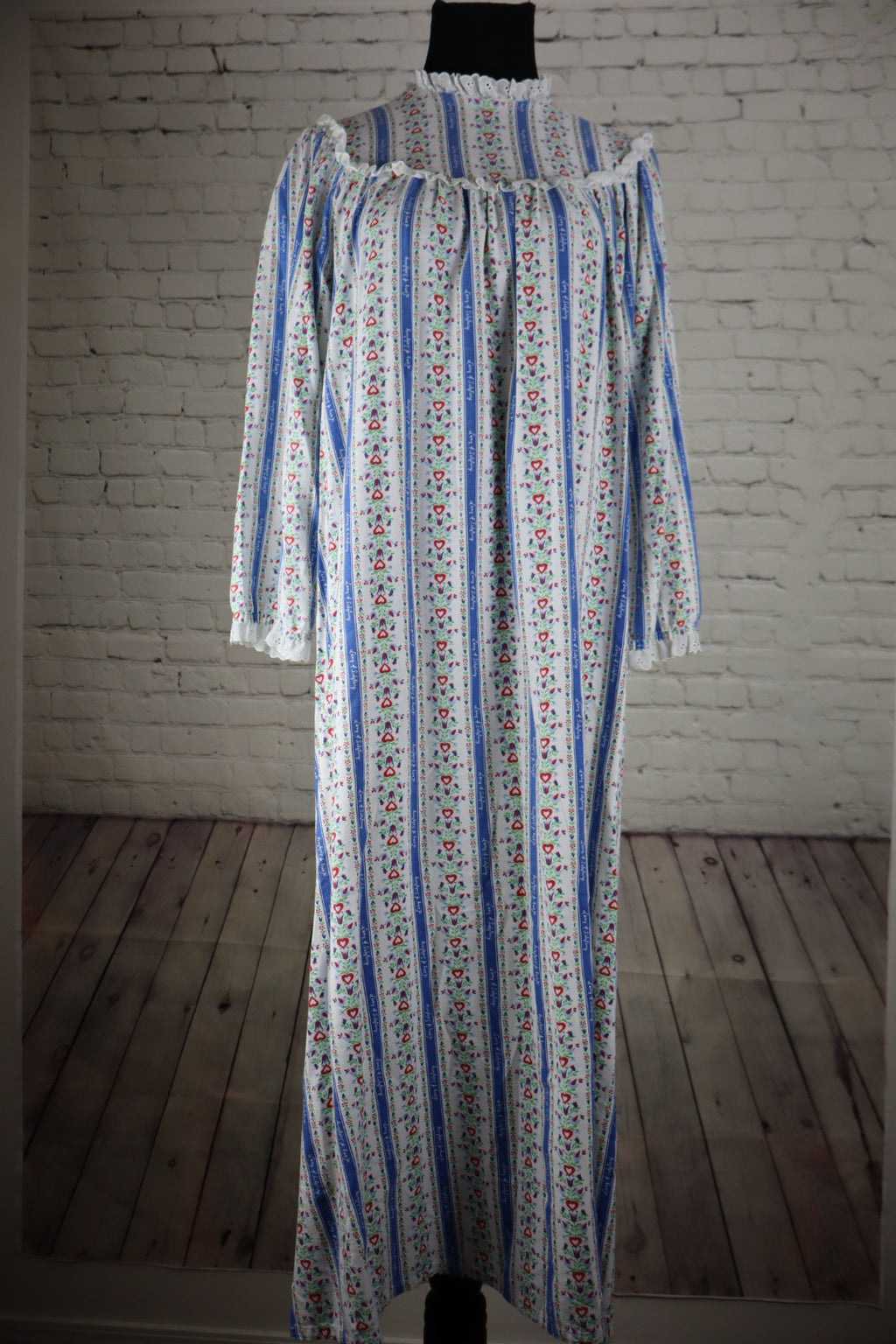 Vintage 1980s Lanz of Salzburg Cotton Nightgown - S