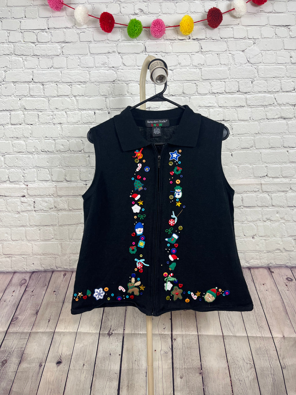 Christmas Zip Vest – L