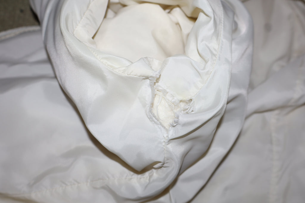 Inside lining at armpit 