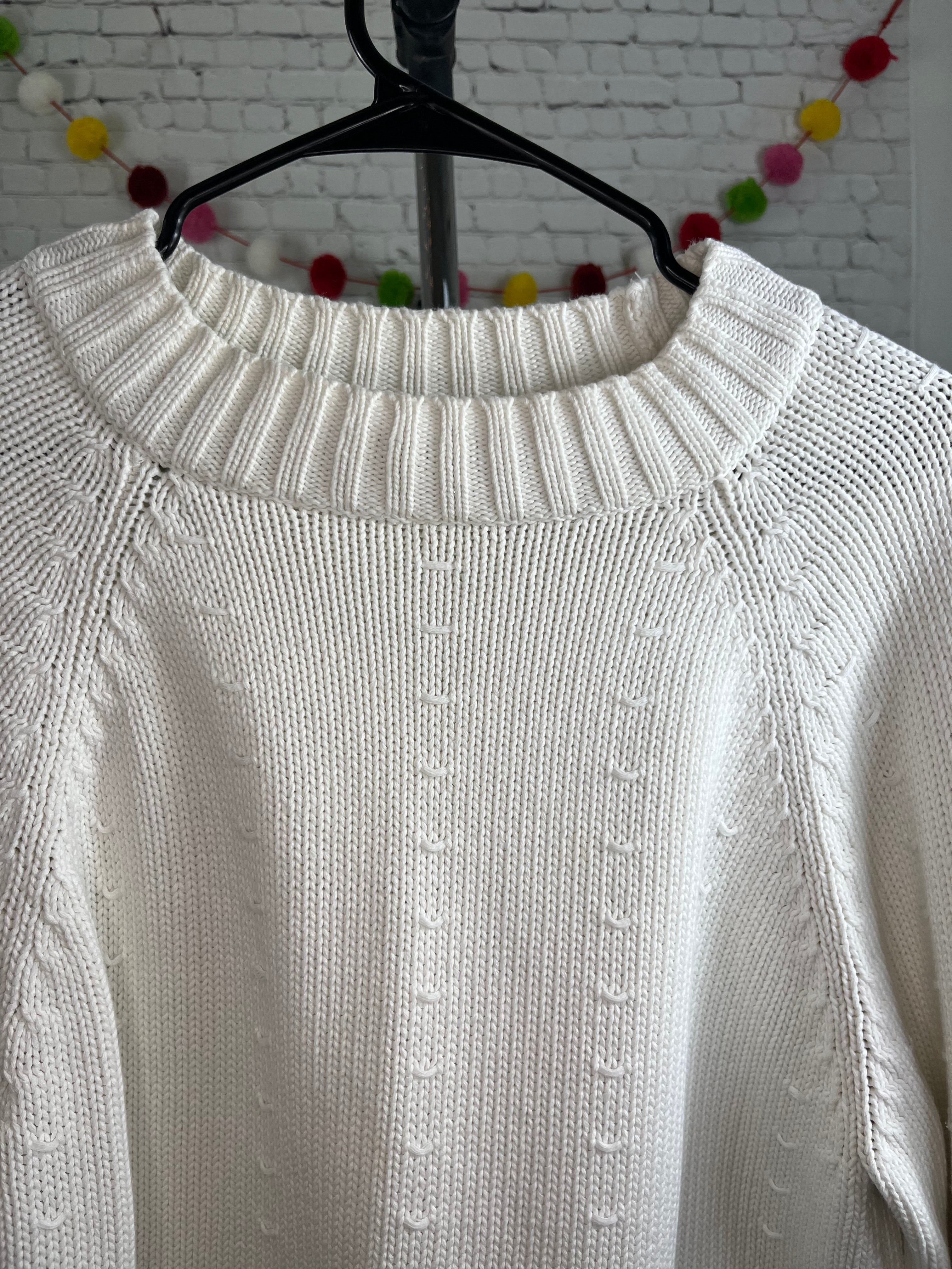 Liz Claiborne LizSport White Cotton Sweater - L