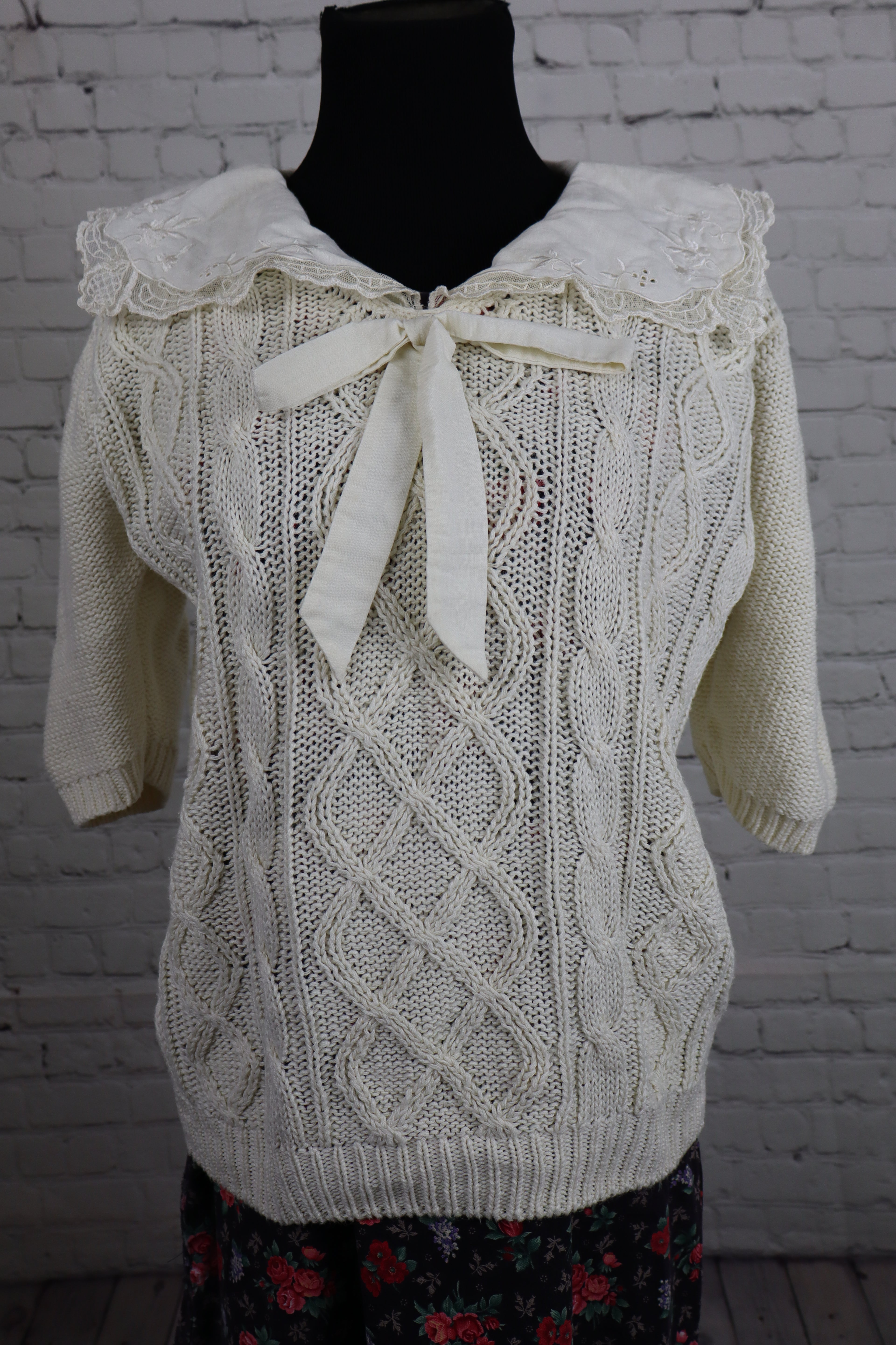 1980s Vintage Knit Sweater