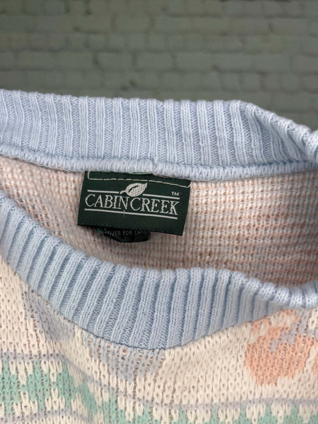 Vintage Cabin Creek Pastel Knit Sweater - M