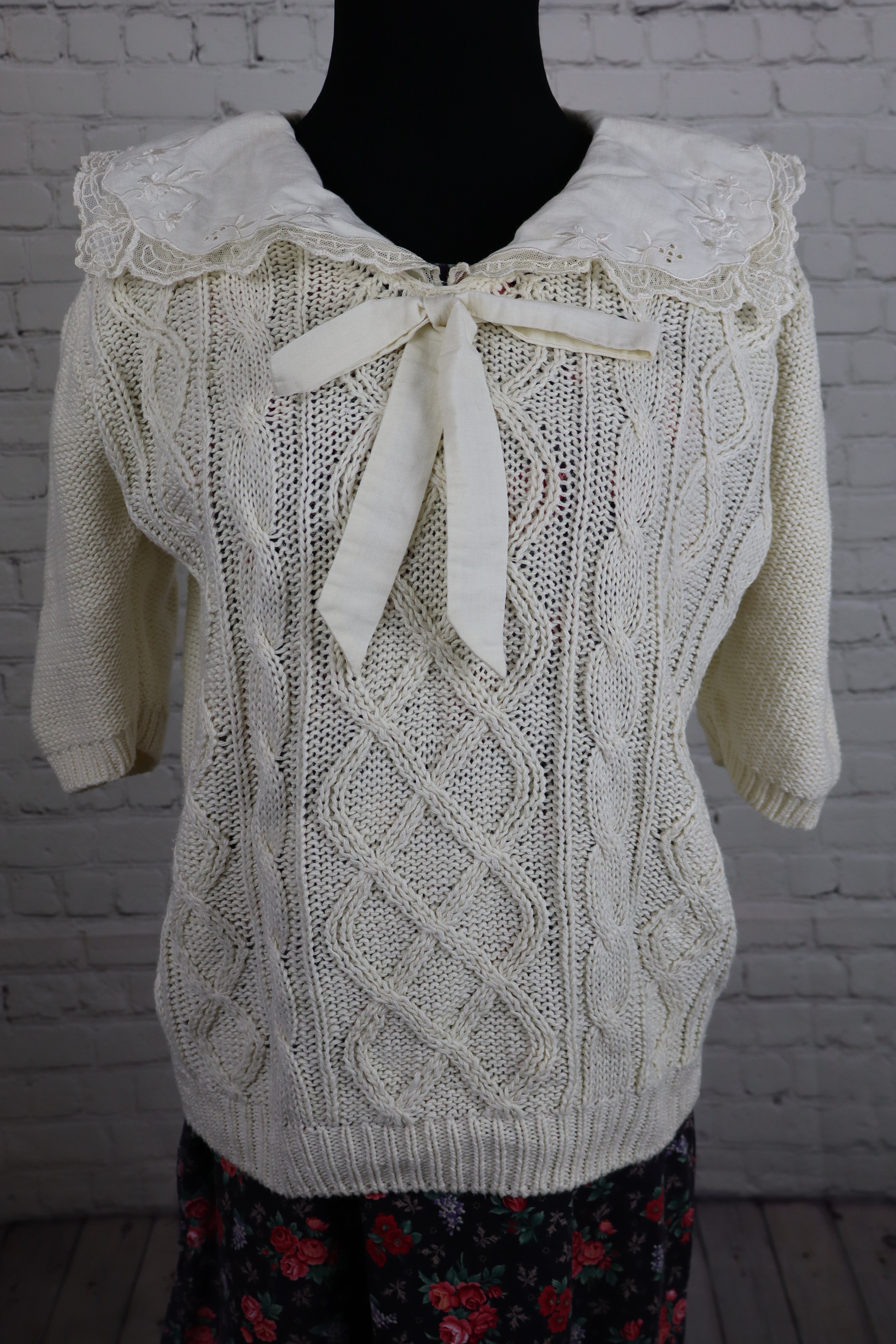 1980s Vintage Knit Sweater