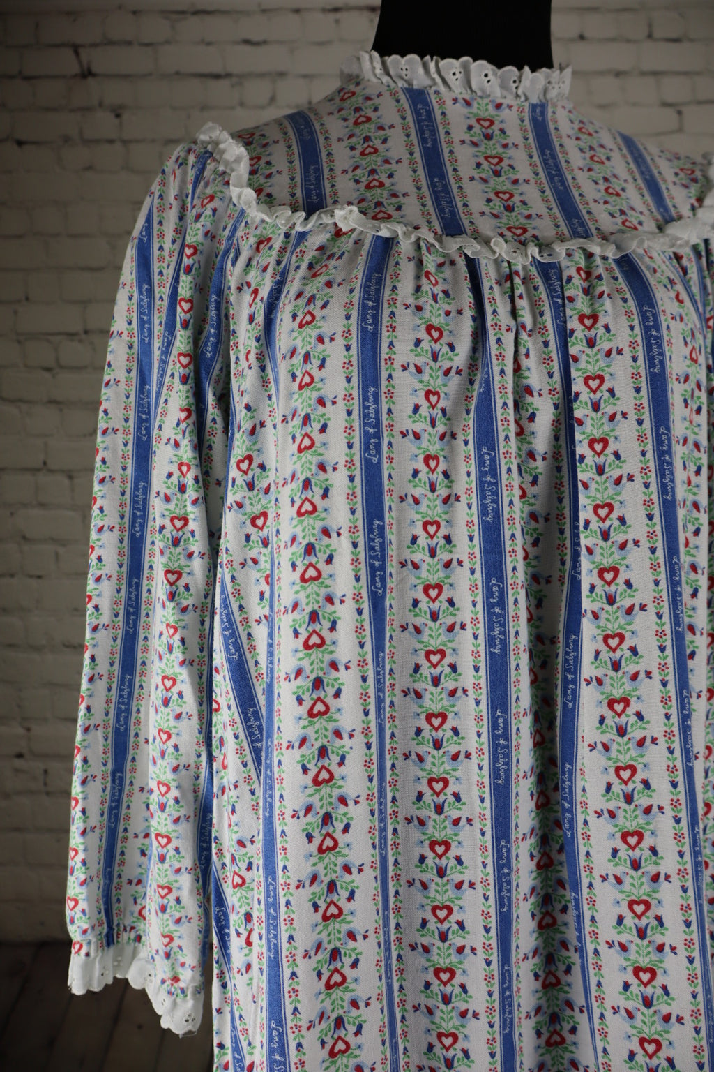 Vintage 1980s Lanz of Salzburg Cotton Nightgown - S