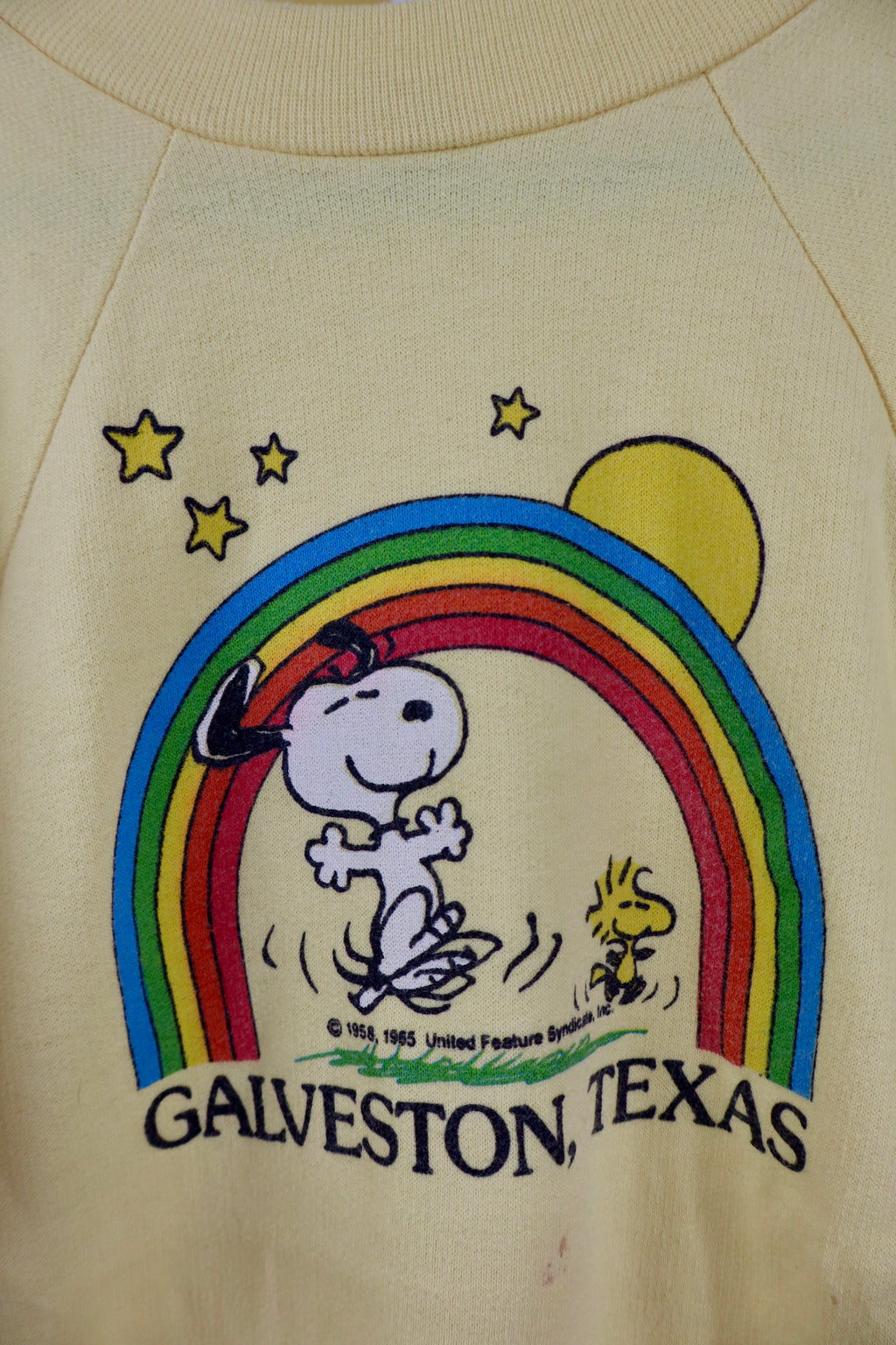 Vintage Peanuts Rainbow Galveston, TX Souvenir Sweatshirt