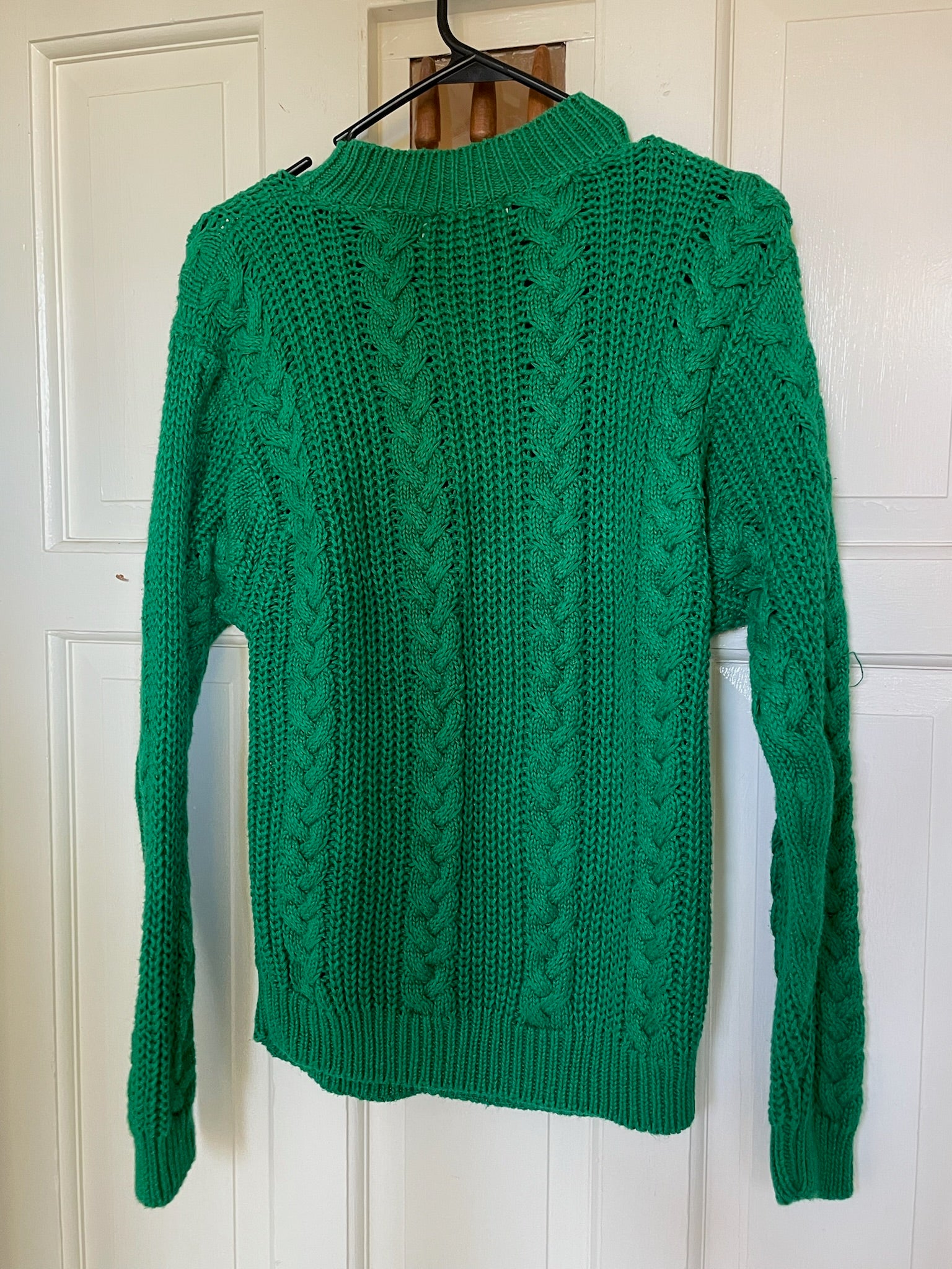 Vintage Green Cable-Knit Sweater - S