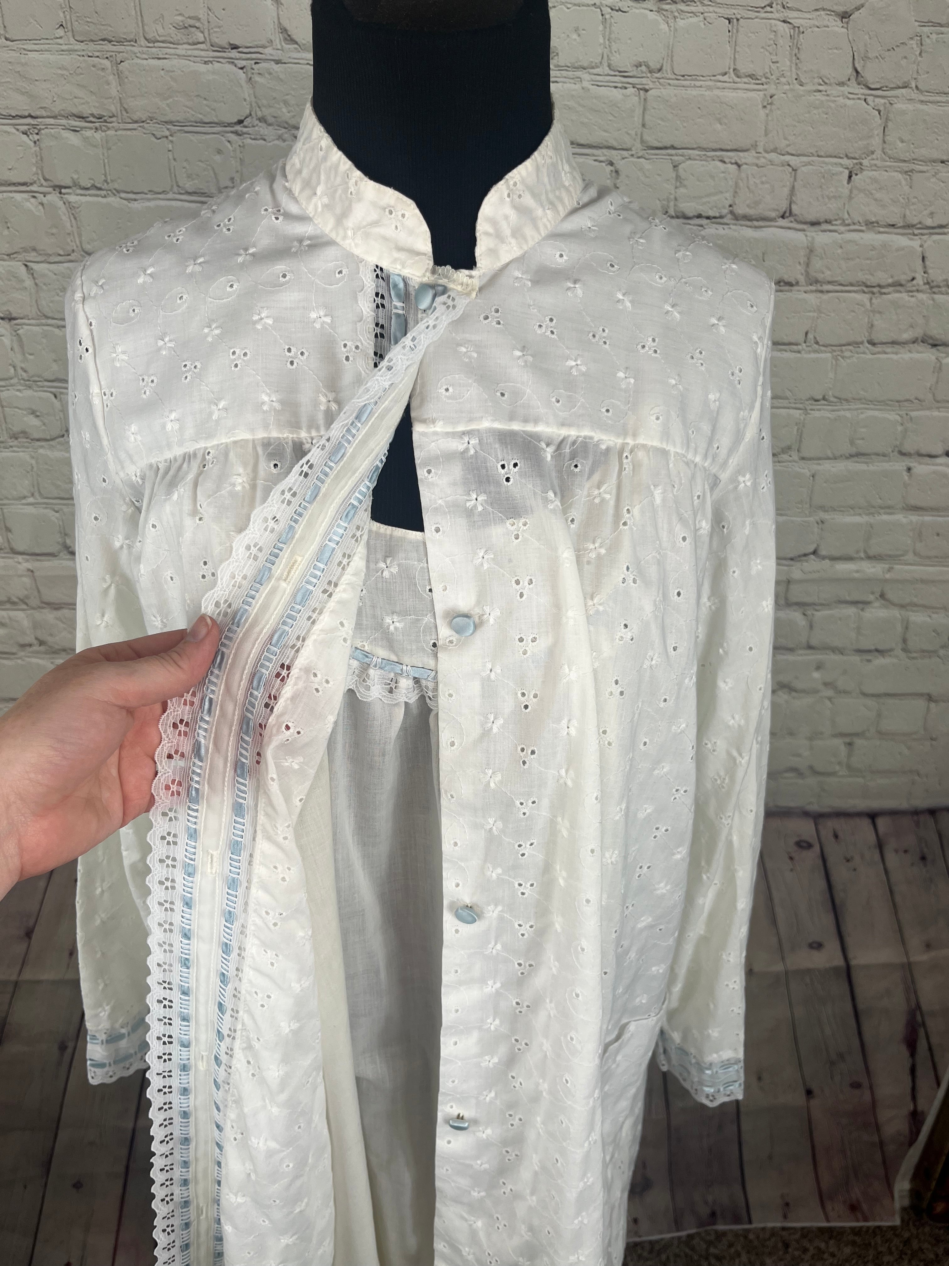 Vintage White Eyelet Nightgown & Robe Set — Two Piece (No Tags)