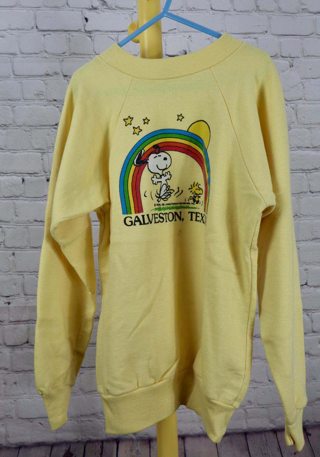 Vintage Peanuts Rainbow Galveston, TX Souvenir Sweatshirt
