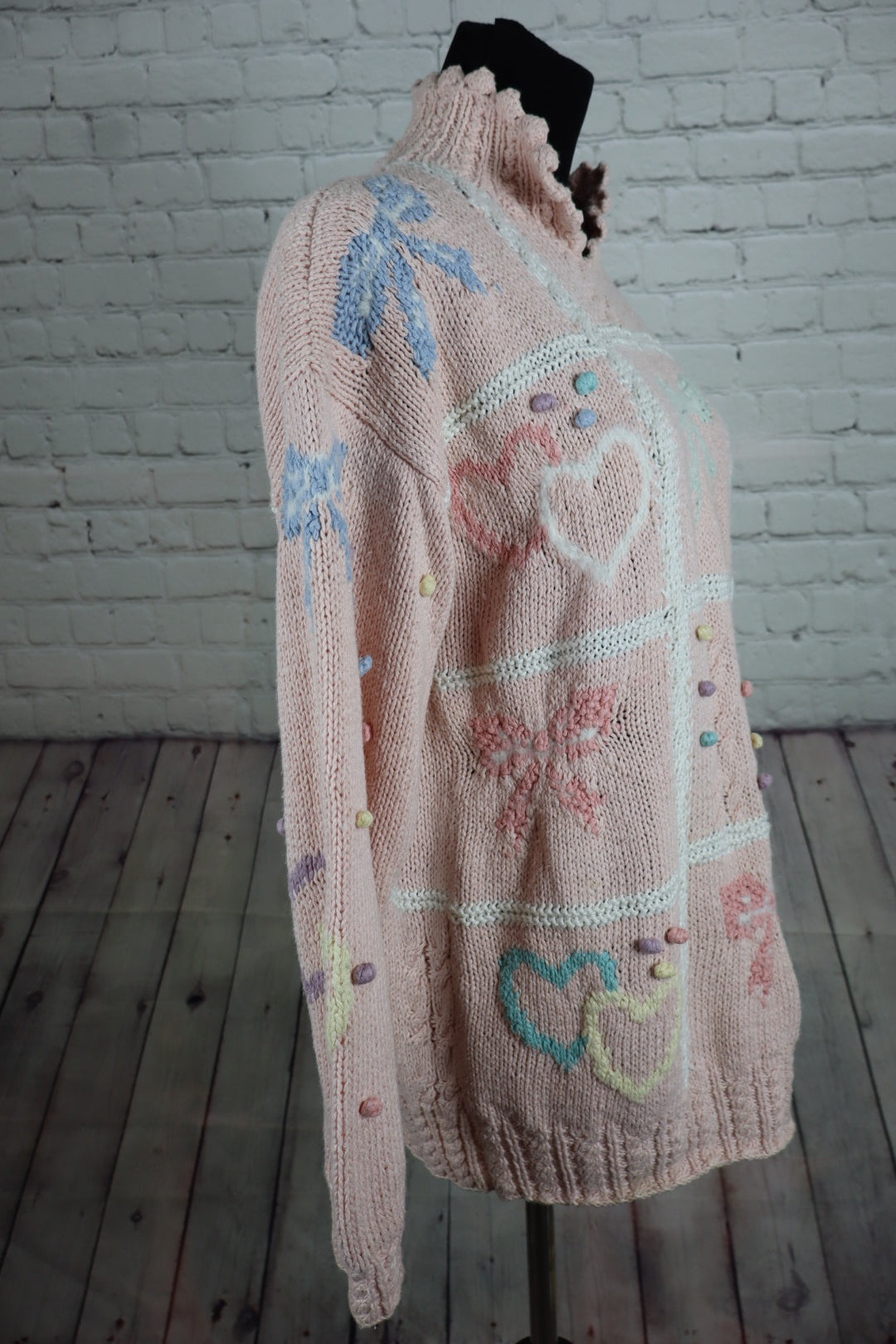 Vintage Pastel Bow & Heart Hand-Knit Sweater - L